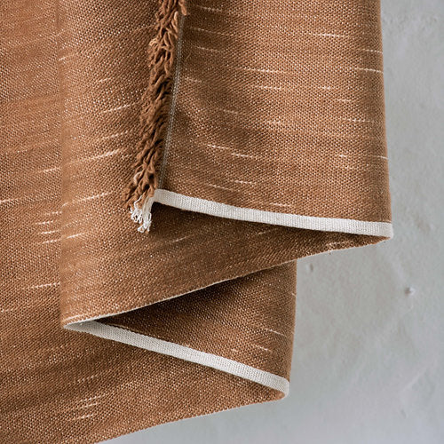 Poyvi Throw | Caramel Solid
