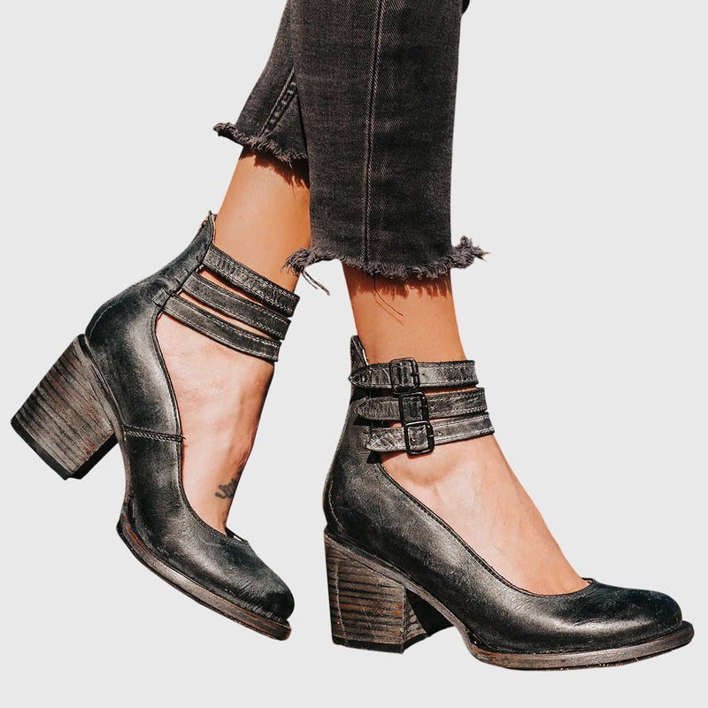 Black Sleek Pointed Toe Stiletto Heels | Eliana Collection 1