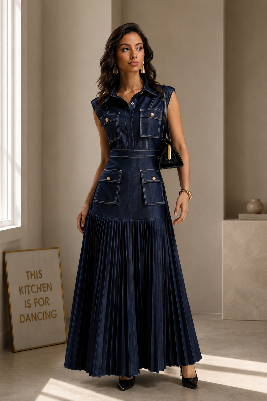Elegant Women's Sleeveless Pleated Denim Maxi Dress Blue