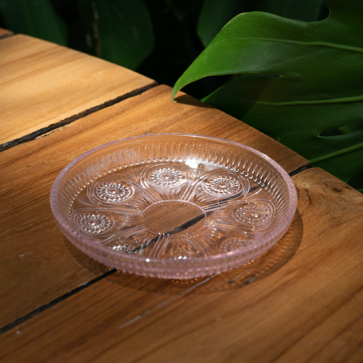 Dentelle Duchesse Glass Plate | Small, Pink