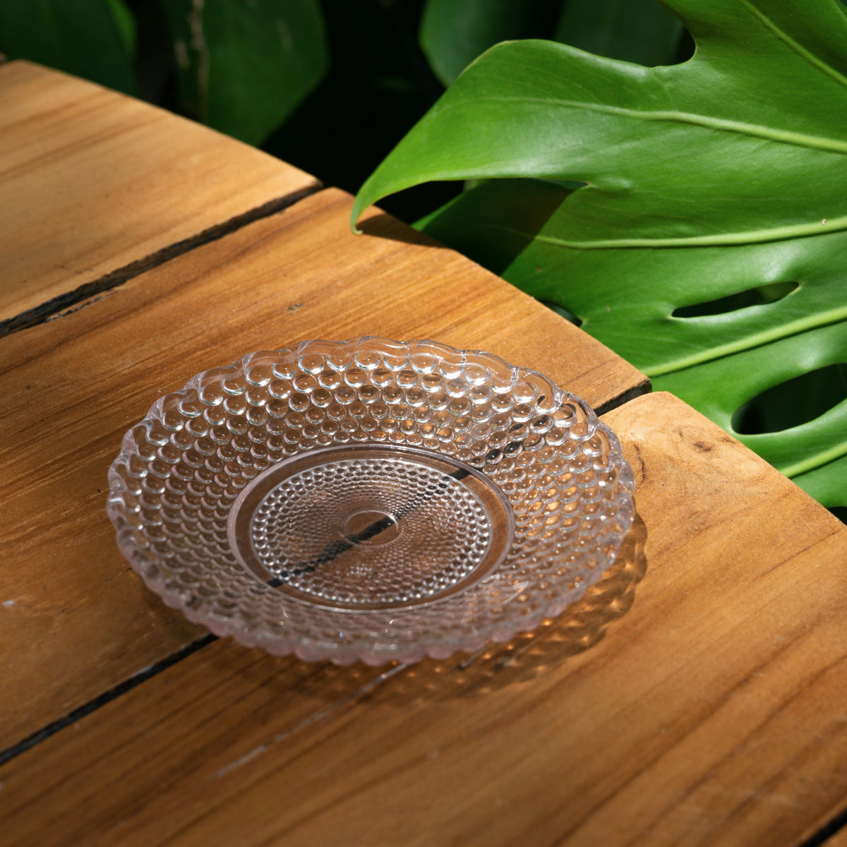Dentelle Medium Aurora Glass Plate Set of 4 | Clear