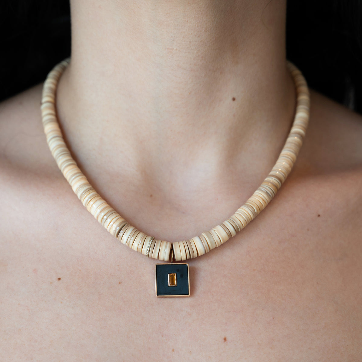 Claro Oscuro Necklace