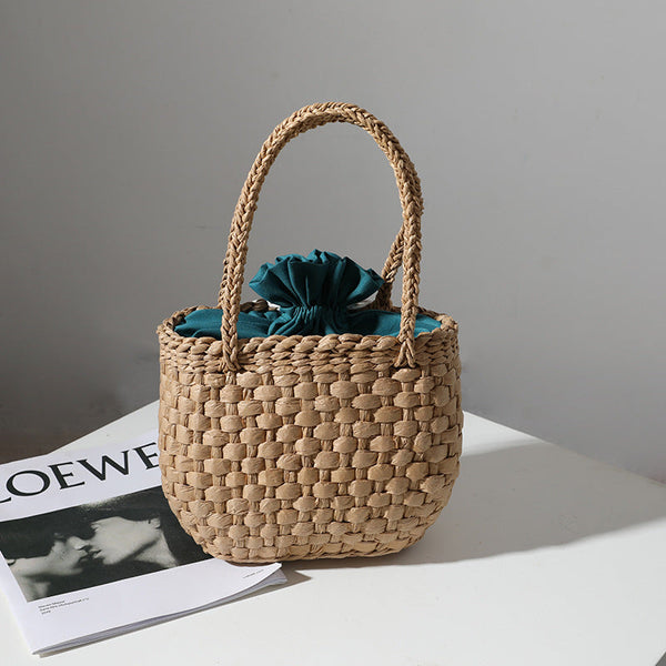 Vintage Woven Straw Bag – Timeless Artisan Statement Piece