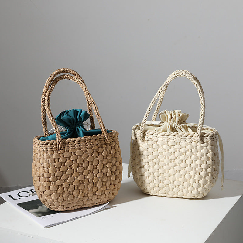 Vintage Woven Straw Bag – Timeless Artisan Statement Piece
