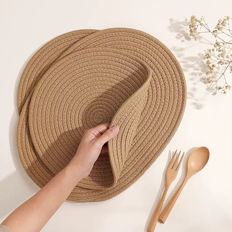 Handwoven Oval Cotton Trivets – Natural & Heat-Resistant Table Protectors