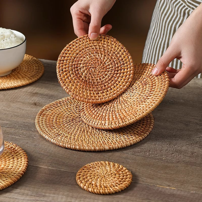 Handwoven Rattan Round Trivets – Earth-Toned Natural Heat Protectors