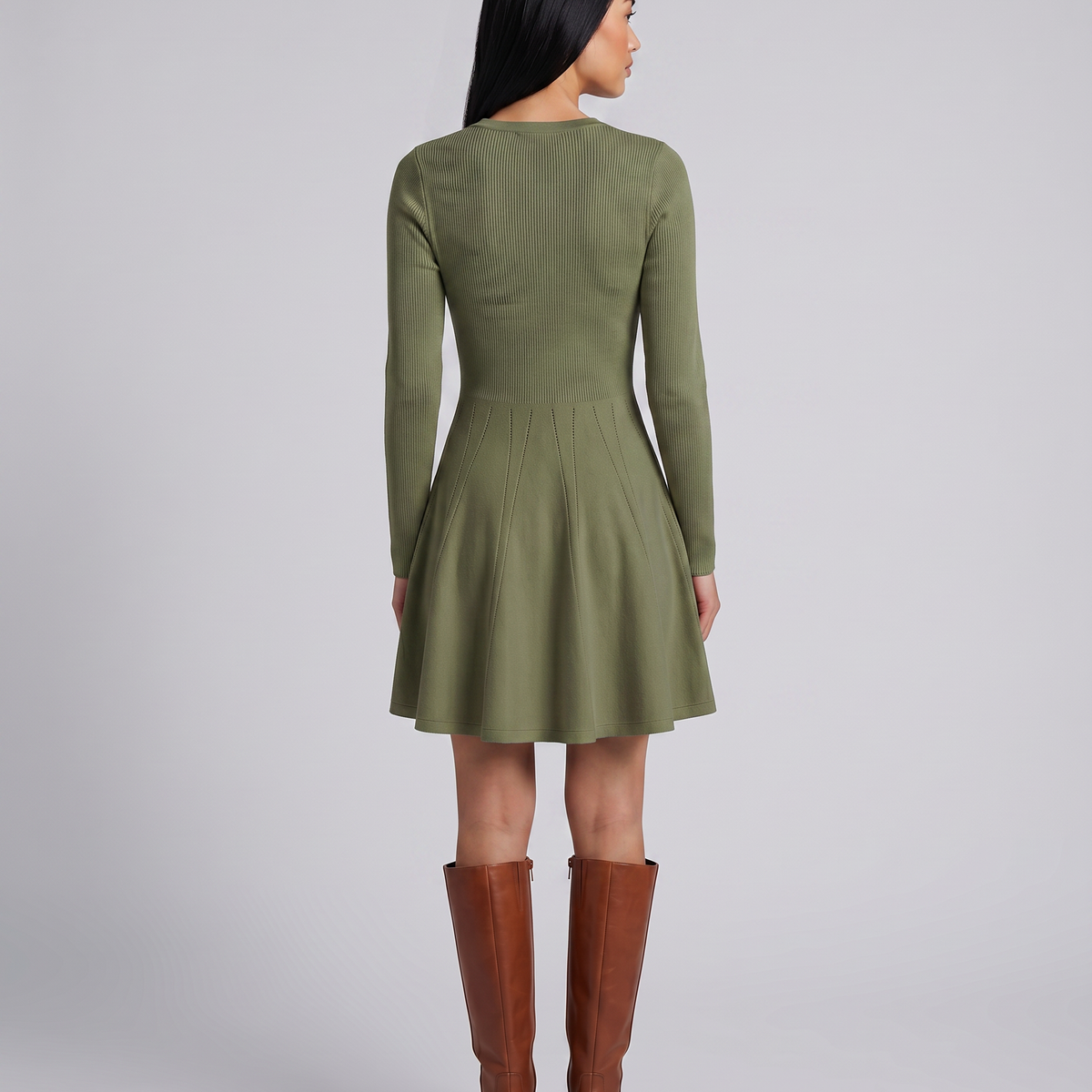 Brynn | Mini Dress with Long Sleeves and Flared Skirt