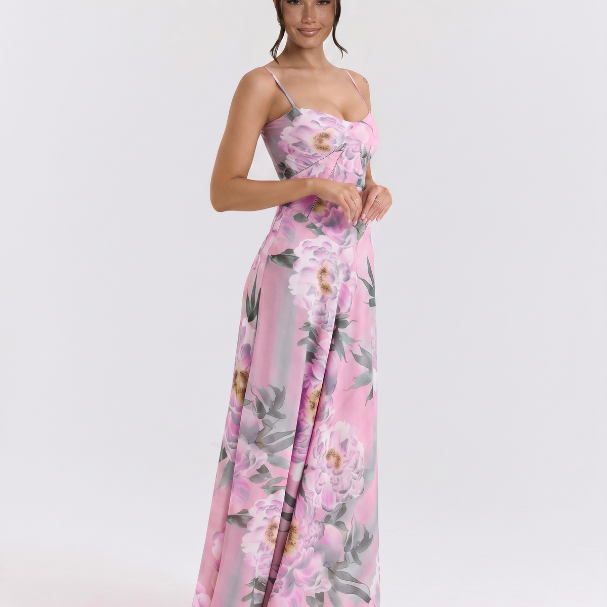 Lottie | Maxi Dress with Floral Print and Lace-Up Back