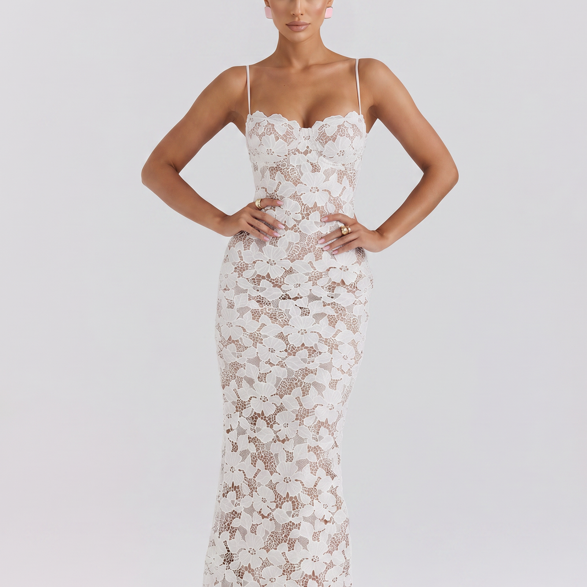 Noli | Lace Maxi Dress with Underwire and Lace-Up Back