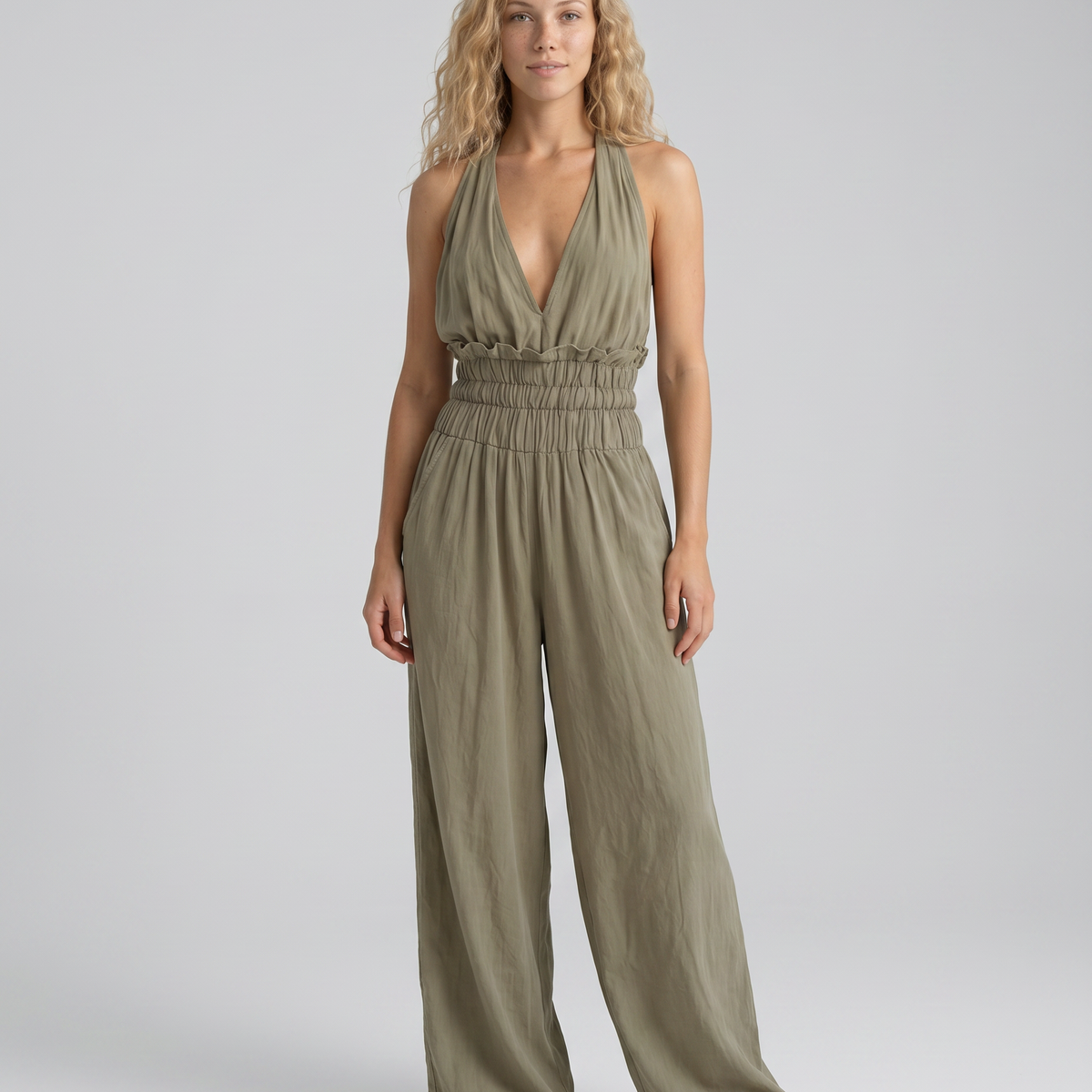 Lee | Halter-Neck Waist-Cinching Jumpsuit