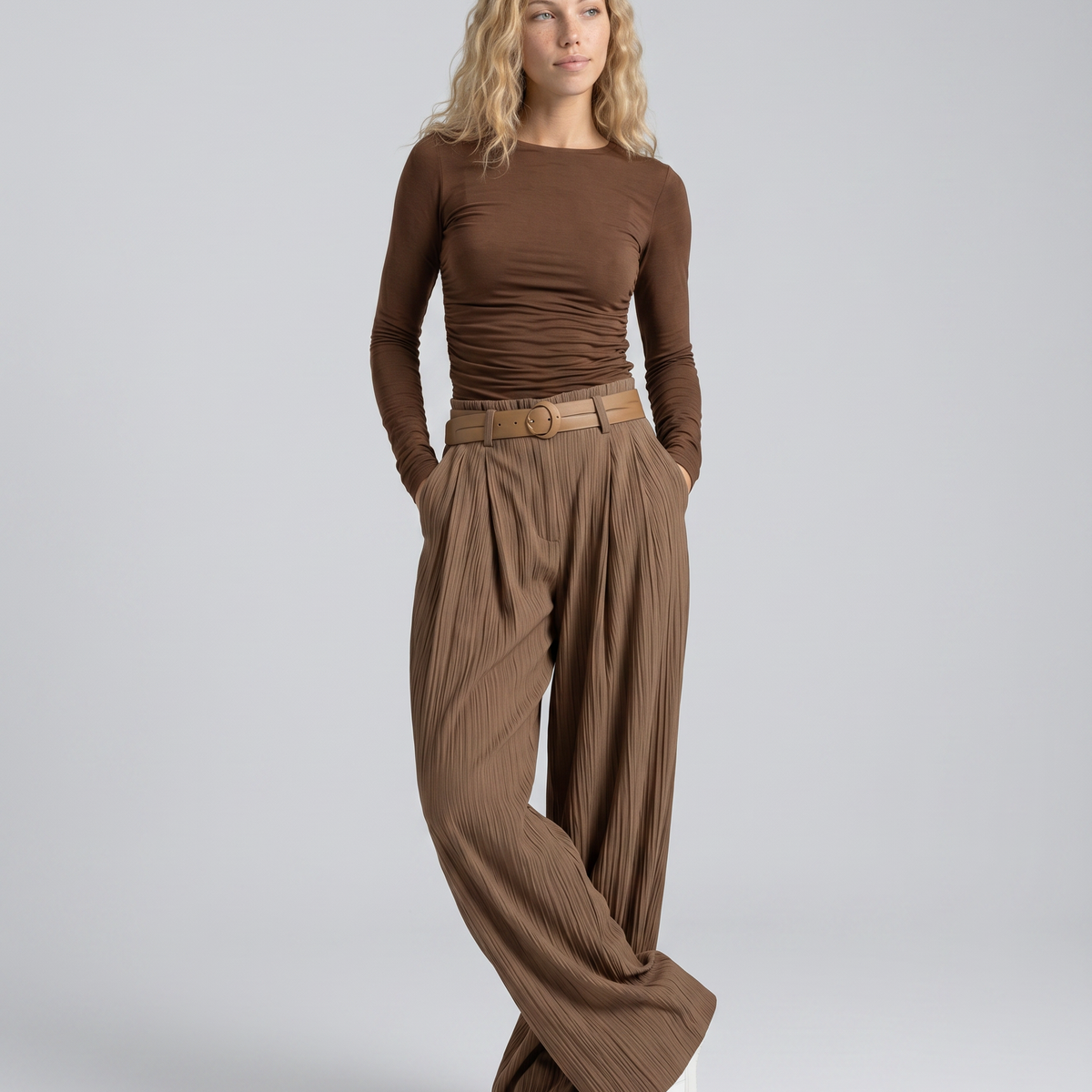 Liz | Wide-Leg Pleated Trousers