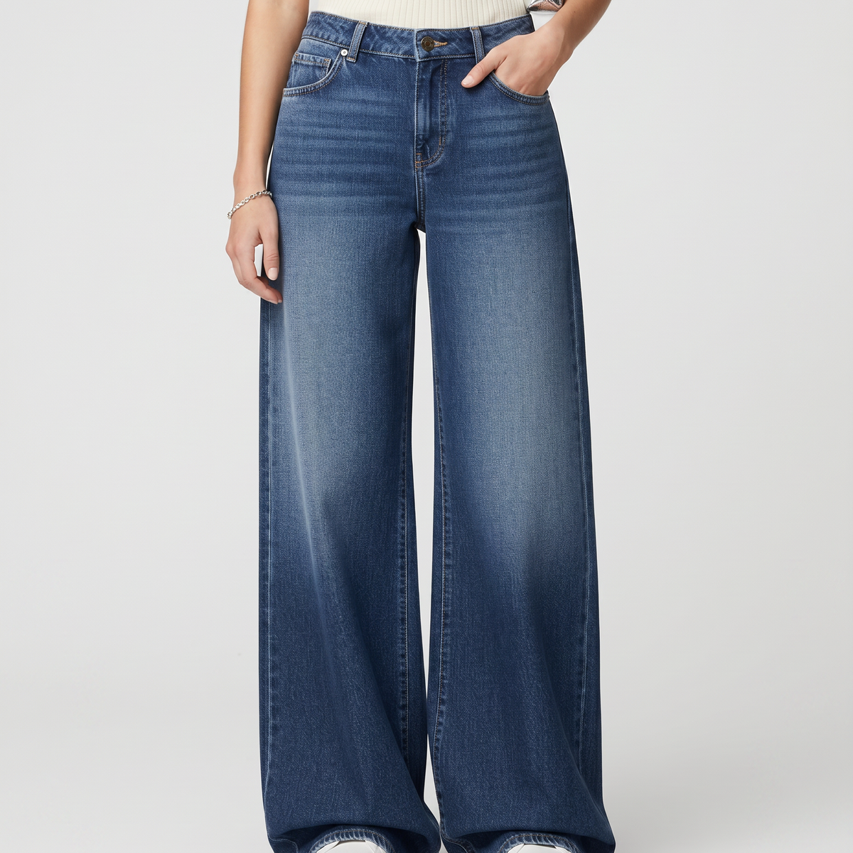 Jewell | Wide-Leg Jeans with Front Pockets