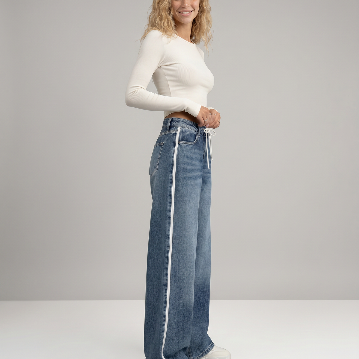 Celia | Wide-Leg Jeans with Side Stripe