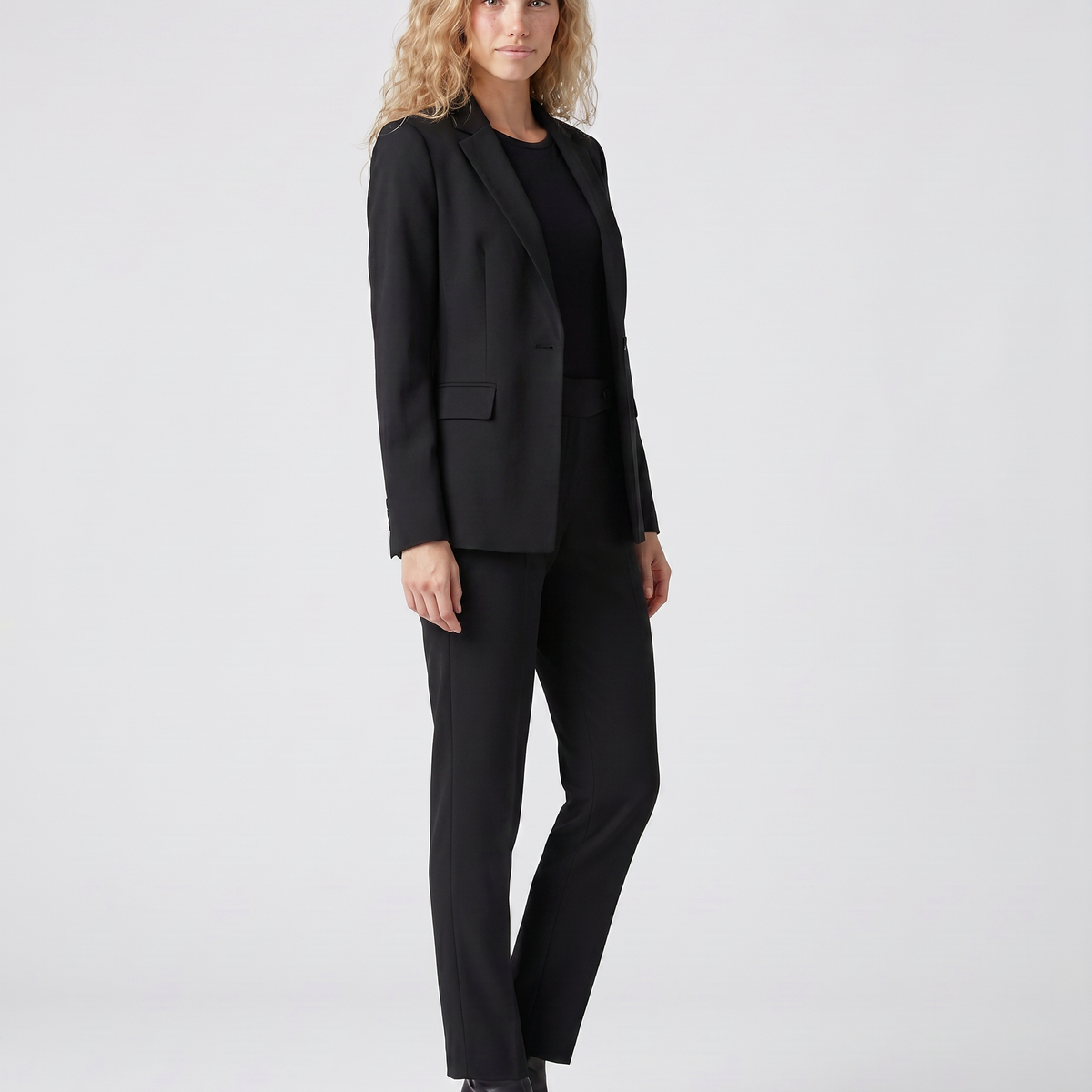 Lillie | Blazer Set with Straight-Leg Trousers