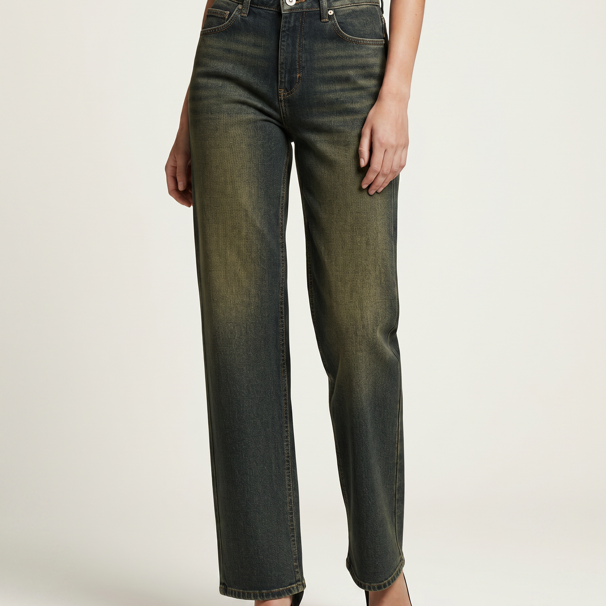 Mae | Straight-Leg Jeans with High Waist