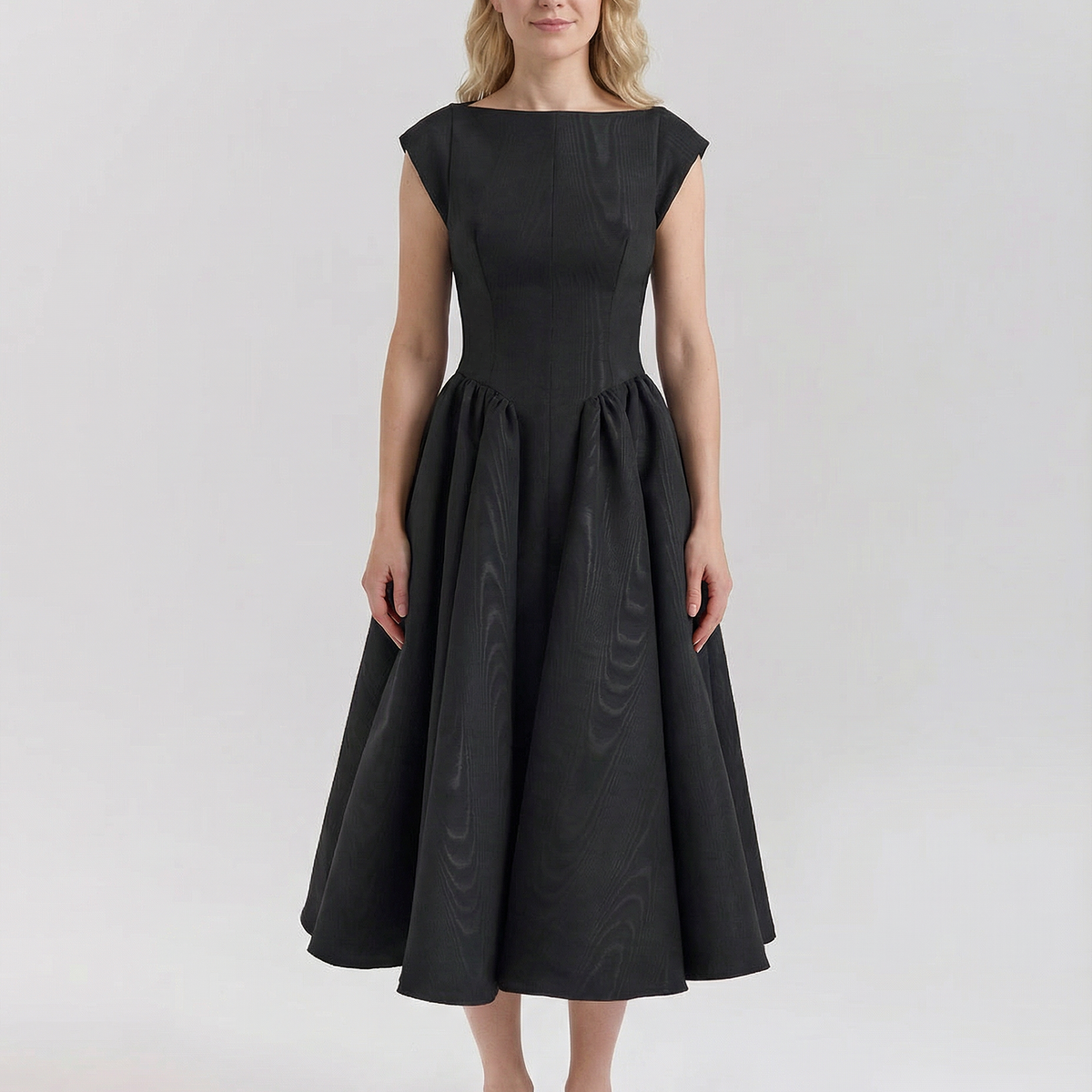 Hazel | Open-Back Midi Dress