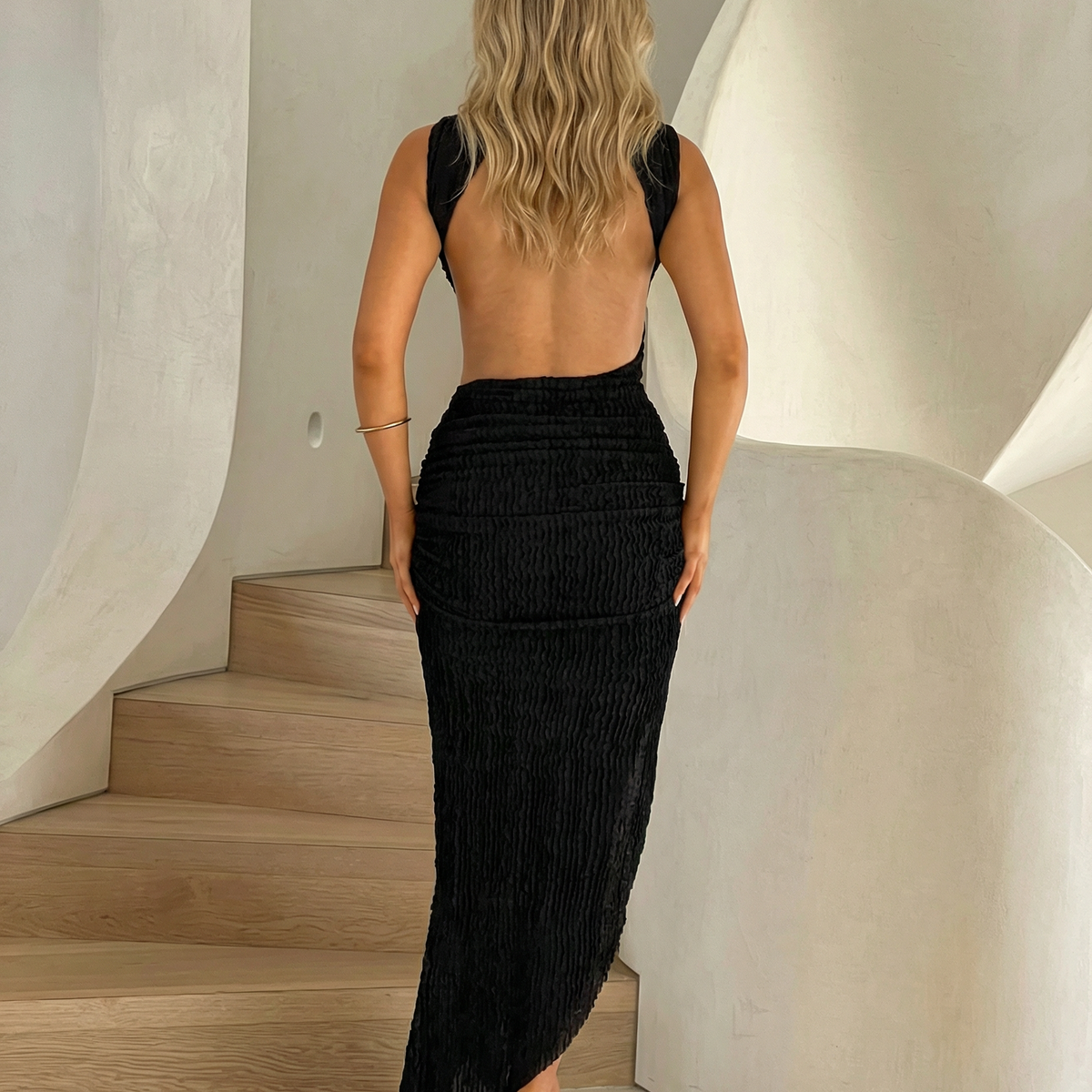 Jocelyn | Midi Dress with High Neck and Ruched Bodycon Fit