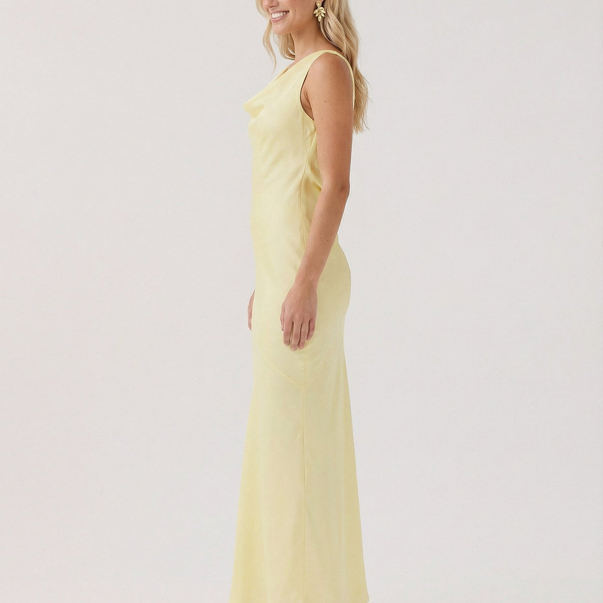 Muriel | Maxi Dress with Cowl Neck and Open Back
