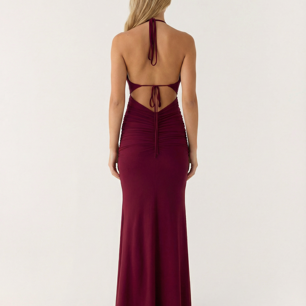 Lynette | Maxi Dress with Halter Neck and Ruched Waist