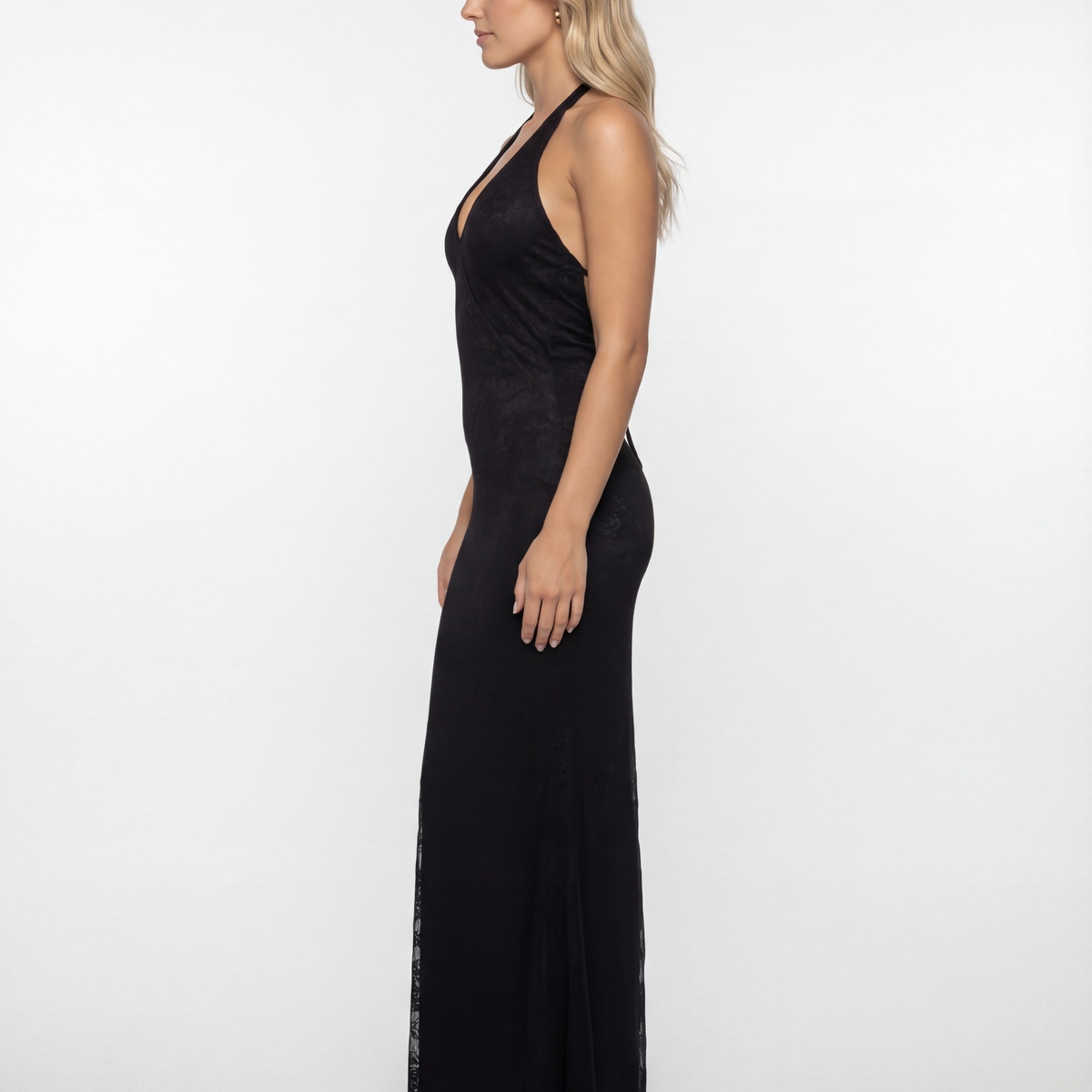 Tami | Lace Halter Neck Maxi Dress