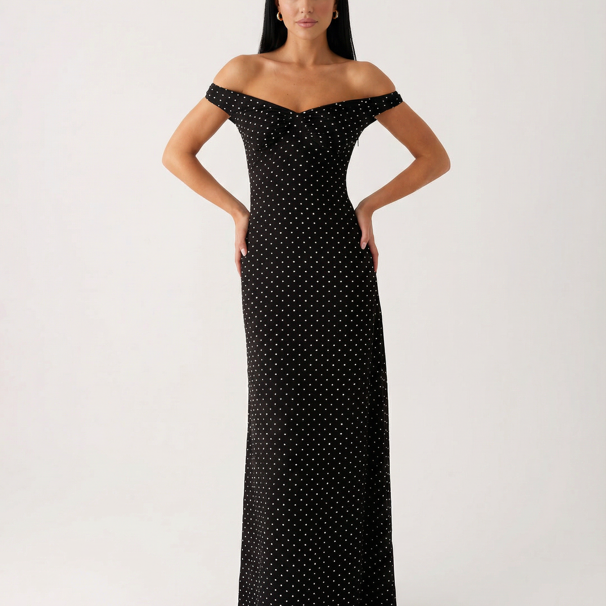 Eileen | Off-Shoulder Maxi Dress with Sweetheart Neckline