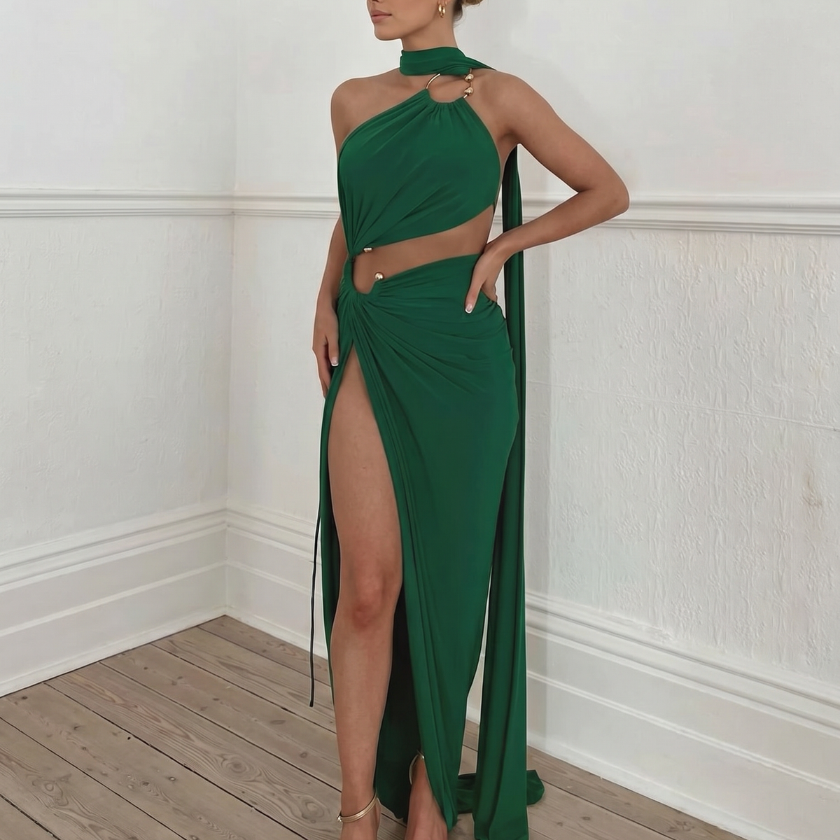 Jocelyn | Maxi Dress with Asymmetrical Cut-Out
