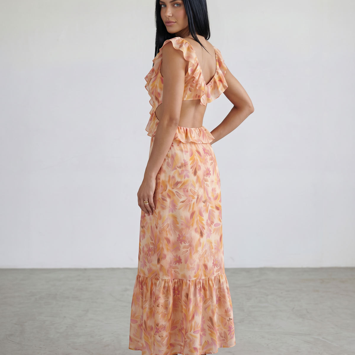 Isabella | Maxi Dress with Floral Print and Ruffle Cut-Out