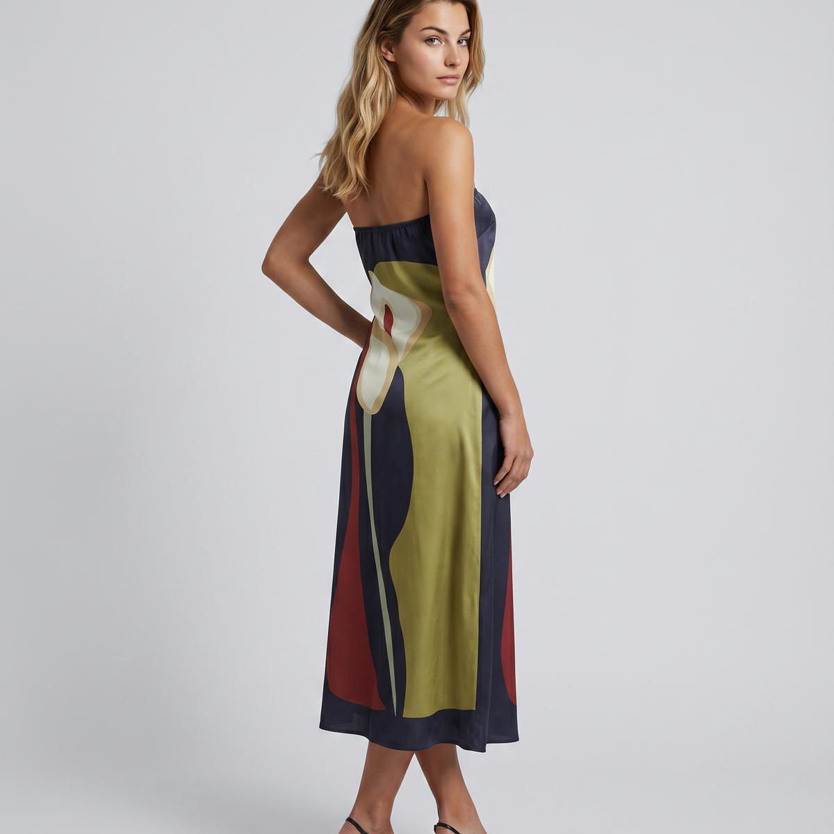 Tanya | Maxi Dress with Strapless Abstract Print