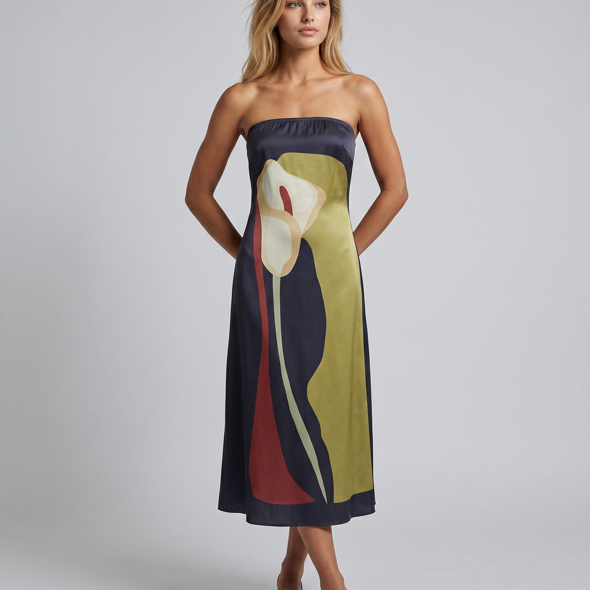 Tanya | Maxi Dress with Strapless Abstract Print