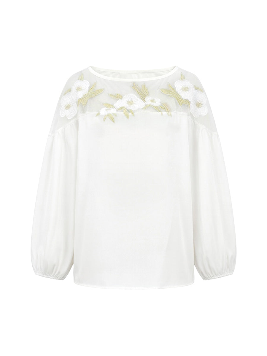 White Floral Applique Round Neck Puff Sleeve Blouse | Whimsera Collection 4