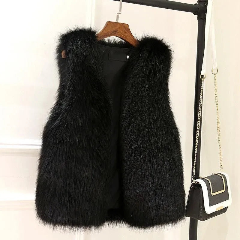 Round Neck Sleeveless Velvet Vest | Delphi Collection